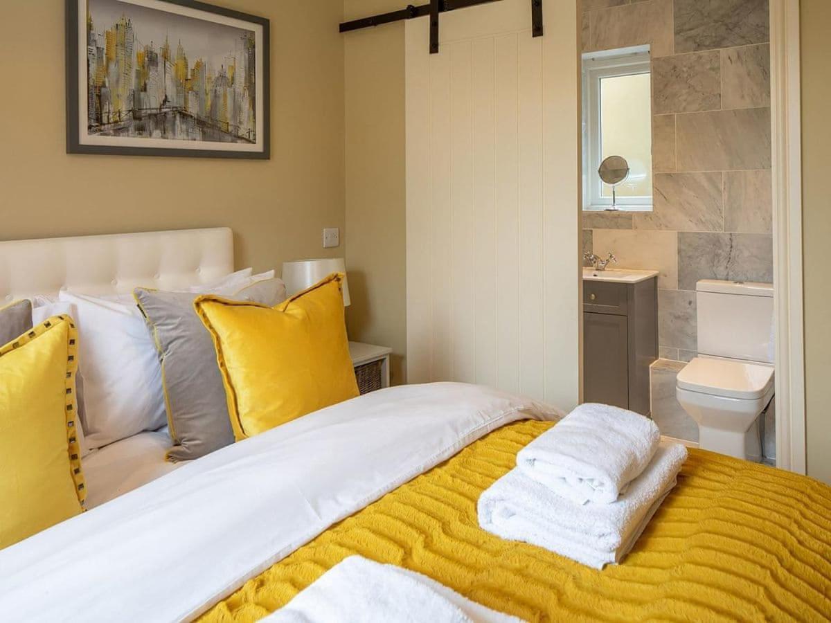 Frebus House Villa Dartmouth Bagian luar foto