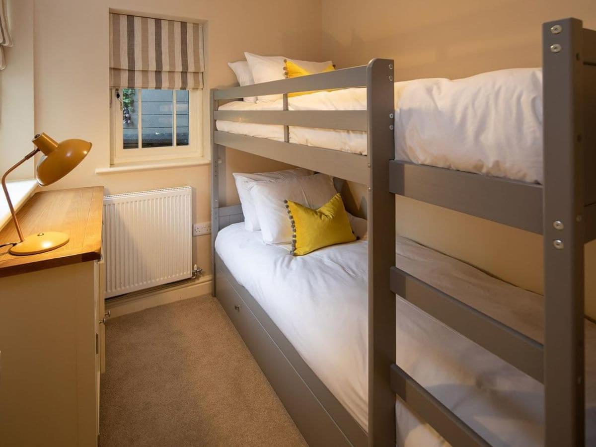 Frebus House Villa Dartmouth Bagian luar foto